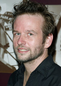 Dallas Roberts