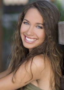  Maiara Walsh