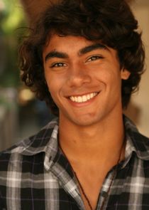  Roger Velasco