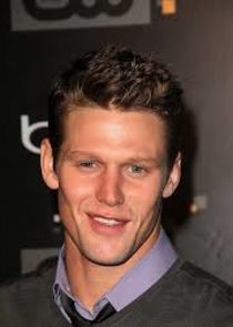  Zach Roerig