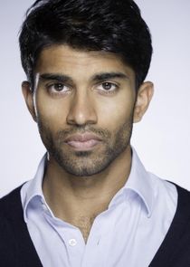  Nikesh Patel