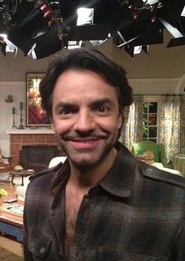  Eugenio Derbez