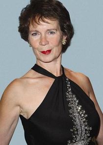  Celia Imrie