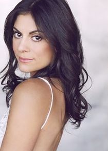  Ursula Taherian