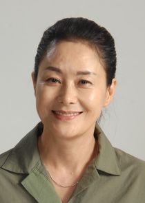 Lee Hwa Young