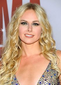  Laura Bell Bundy