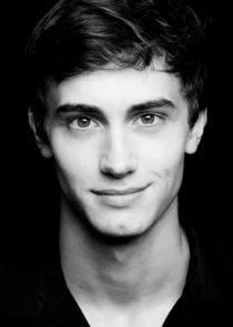  Lewis Rainer