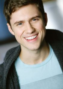 Aaron Tveit