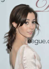  Cristin Milioti