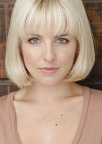  Heléne Yorke
