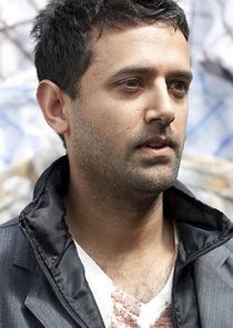  Navin Chowdhry