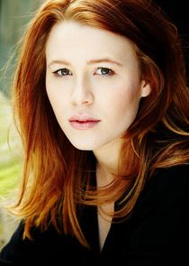 Anna McGahan