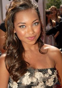  Logan Browning