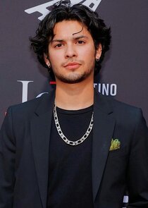 Kép: Xolo Maridueña színész profilképe