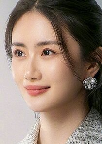 Huang Jia Yi (Joyce)