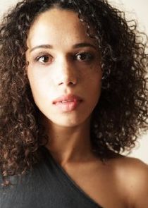  Vinette Robinson