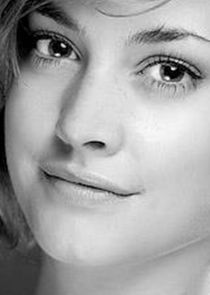 Stefanie Martini
