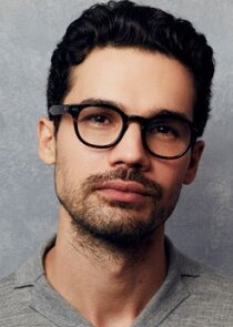 Steven Strait