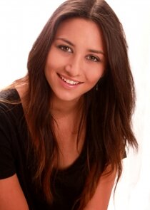 Tanya Stone