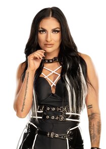 Sonya Deville