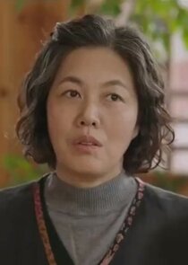 Cho Young Sook