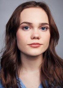 Oona Laurence