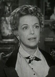 Elaine Chelton