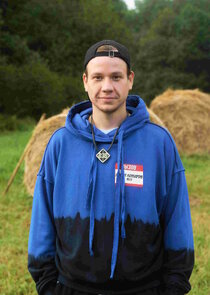 Павел Комаров