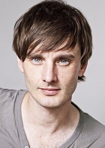 Dickie Beau
