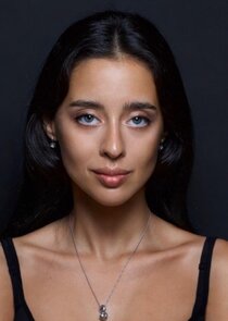 Нана Муштакова