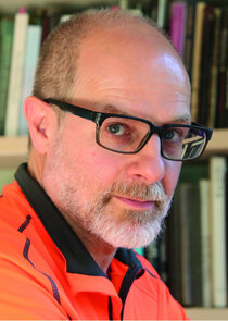 Дмитрий Гутов