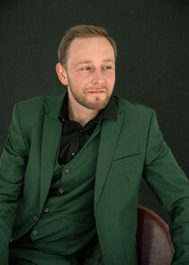 Антон Пиджаков