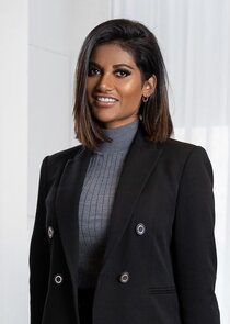 Aisha Van Zele