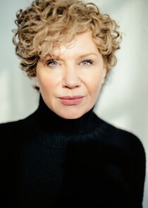 Anna Holmes