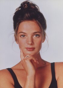 Gabrielle Anwar