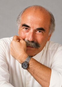 Nikos Kouros