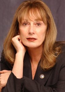 Gayle Lynds