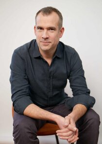 Dr. Chris van Tulleken