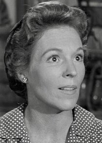 Claudia Bryar