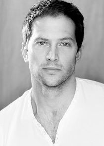  Luke Roberts