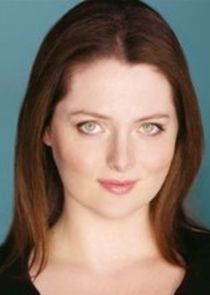  Lauren Ash