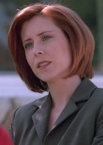 Woman Who Looks Like Scully