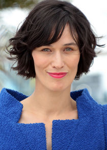  Clotilde Hesme