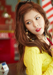 Hyuna x19 — кадр