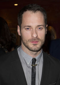 Kép: Declan Bennett színész profilképe