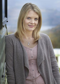  Andrea Lowe
