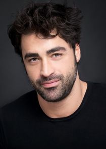Kép: Sarp Levendoğlu színész profilképe
