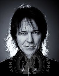 Lawrence Gowan