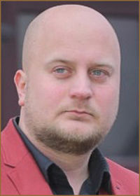 Денис Иванов