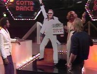 Dr. Fever and Mr. Tide (1)